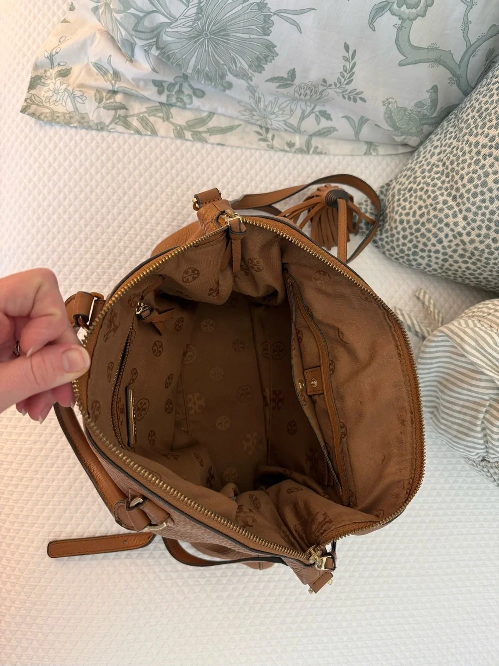 Tory Burch Tassel Leather Satchel - Tan / Light Brown